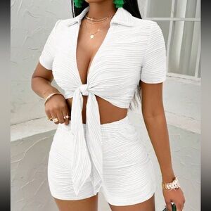 Textured Tie Front Crop Top & Shorts Set - White, Size 8/10